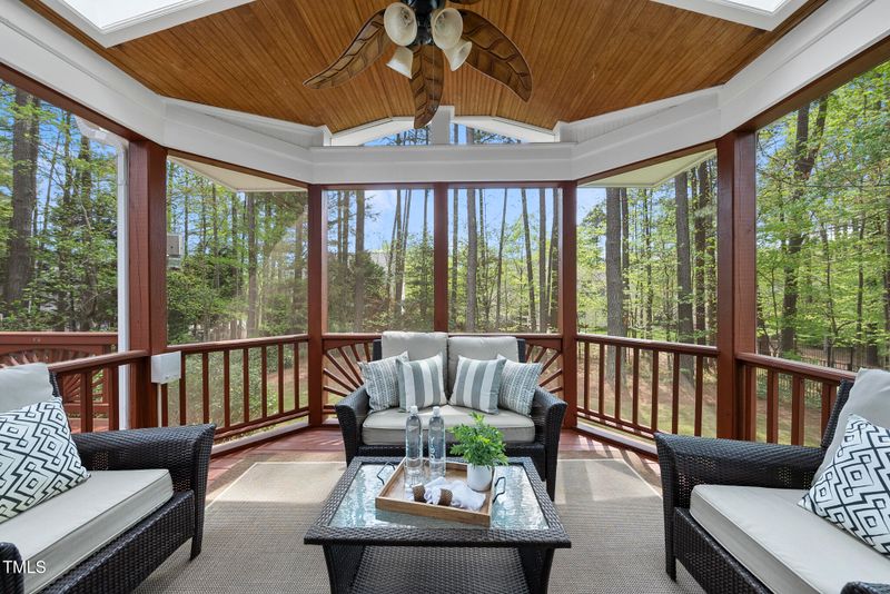 109 Deer Valley Dr, Cary, NC 27519