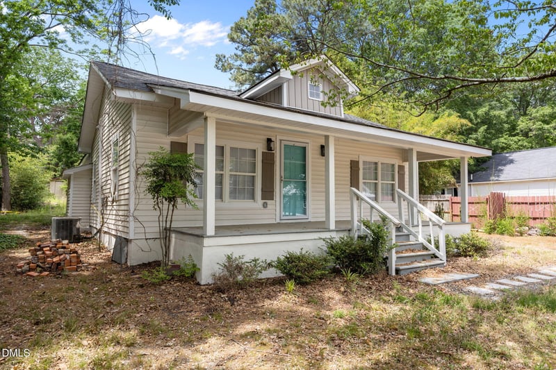 109 Dunn St, Angier, NC 27501