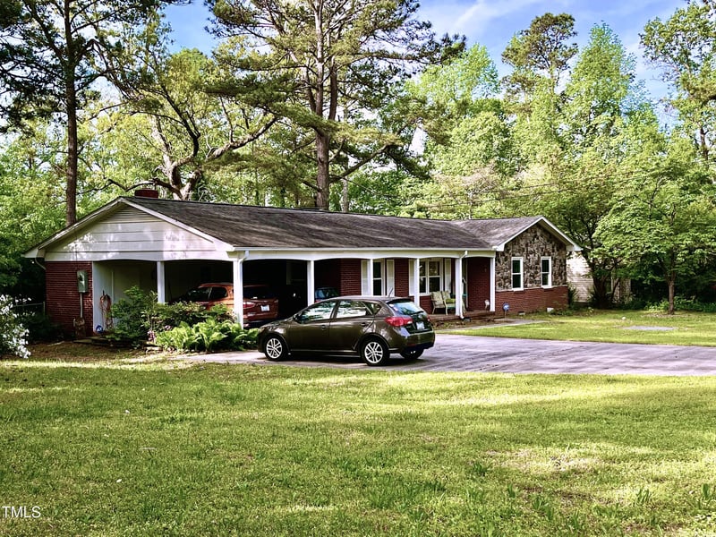 109 Edgewood Dr, Louisburg, NC 27549