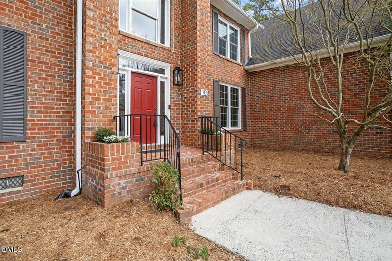 109 Ellsworth Pl, Chapel Hill, NC 27516