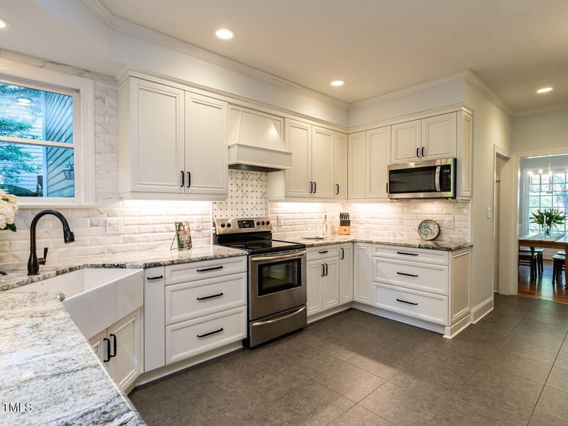 109 Fern Abbey Ln, Cary, NC 27518