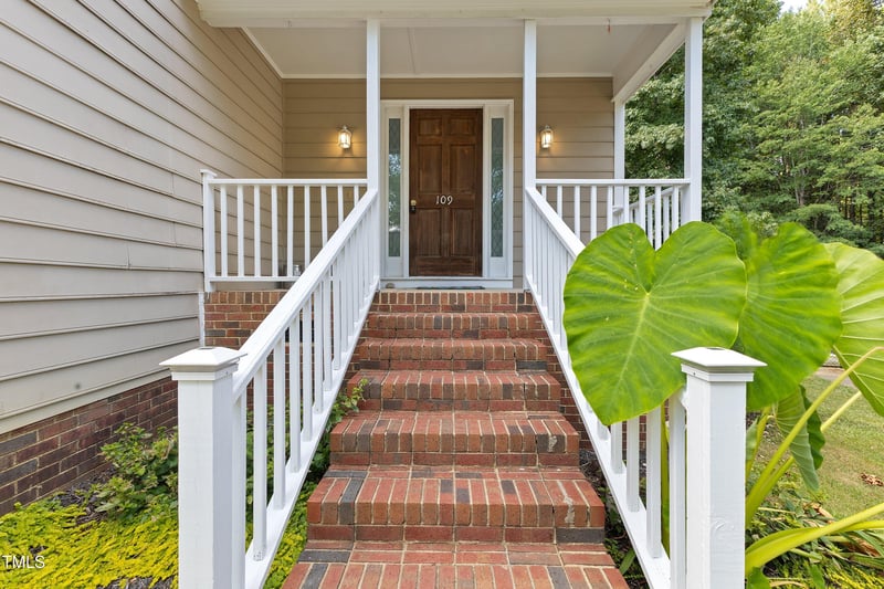 109 Ferris Wheel Ct, Cary, NC 27513