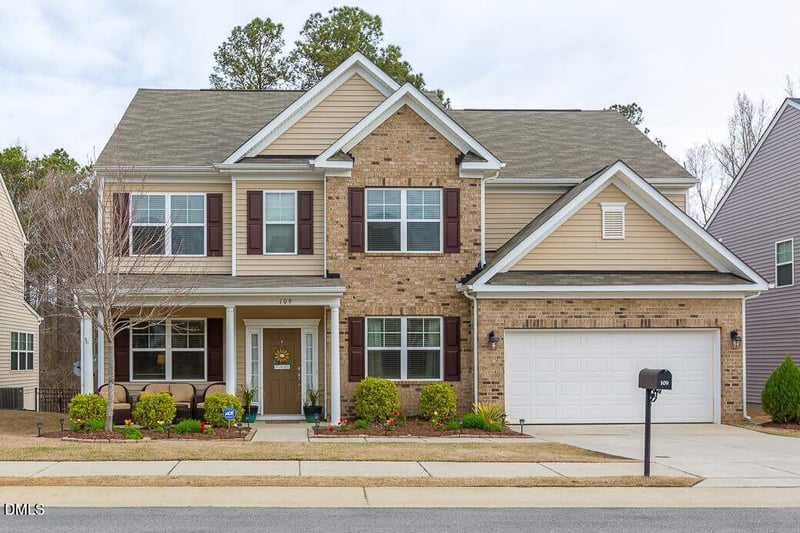 109 Florence Dr, Clayton, NC 27527