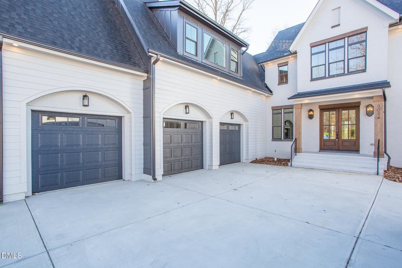 109 Forest Green Dr, Cary, NC 27511