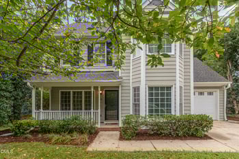 109 Gatepost Ln, Cary, NC 27513