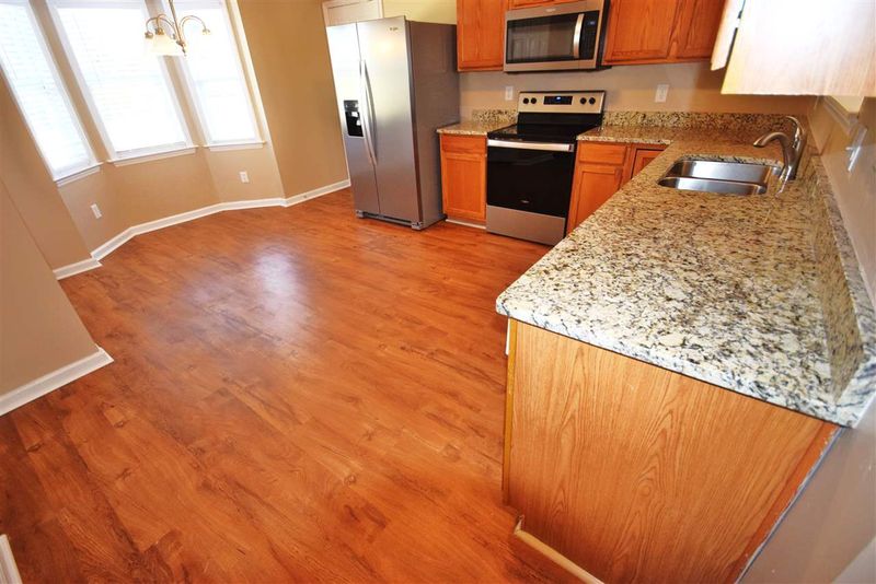 109 Grassy Meadow Dr, Holly Springs, NC 27540