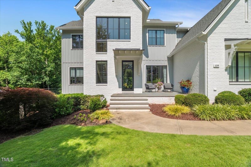 109 Greenock Ct, Cary, NC 27511