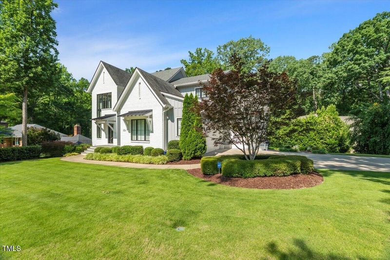 109 Greenock Ct, Cary, NC 27511