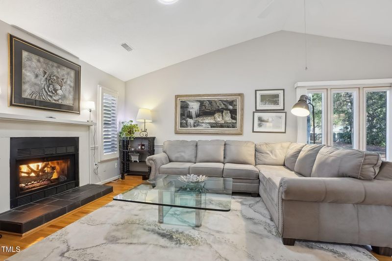 109 Gristmill Ln, Chapel Hill, NC 27514