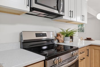 109 Hardee St, Clayton, NC 27520