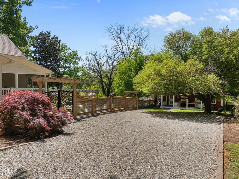 109 Hassel St, Hillsborough, NC 27278