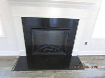 109 Hawks Croft Ct, Erwin, NC 28339