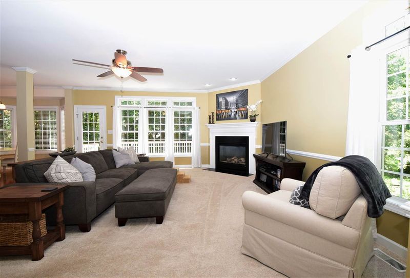 109 Hemingford Grey Ct, Cary, NC 27518