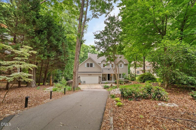109 Hemingway Forest Pl, Raleigh, NC 27607