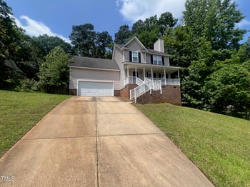 109 Hidden Farm Ln, Holly Springs, NC 27540