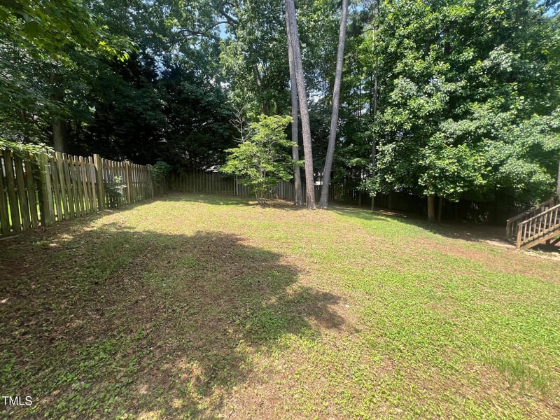 109 Hidden Farm Ln, Holly Springs, NC 27540