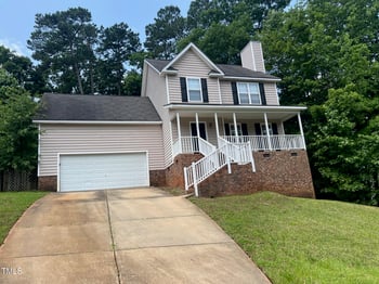 109 Hidden Farm Ln, Holly Springs, NC 27540