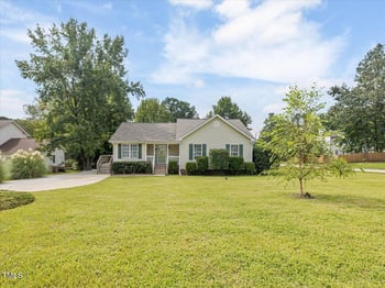 109 Hiddenwood Ct, Garner, NC 27529