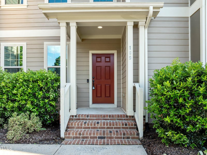109 Highland Mist Cir, Apex, NC 27539