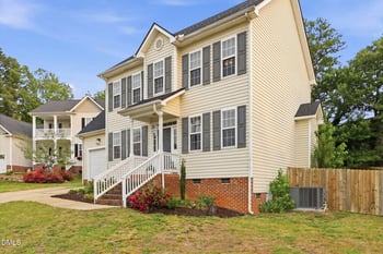 109 Highland Springs Ln, Holly Springs, NC 27540