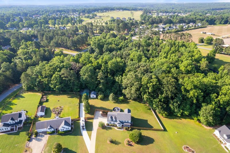 109 Hinton Ct, Clayton, NC 27527