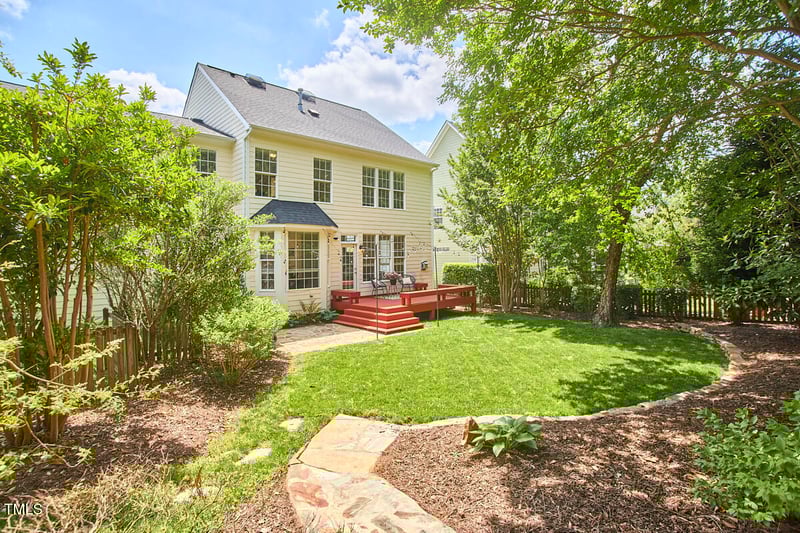 109 Hogan Glen Ct, Chapel Hill, NC 27516