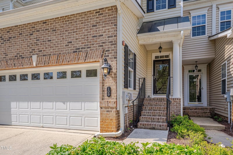 109 Jones Creek Pl, Chapel Hill, NC 27516