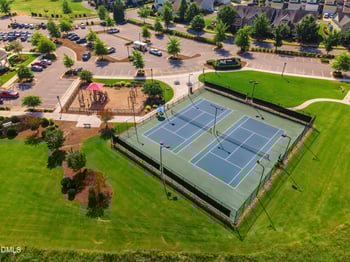 109 Jumping Creek Ct, Holly Springs, NC 27540