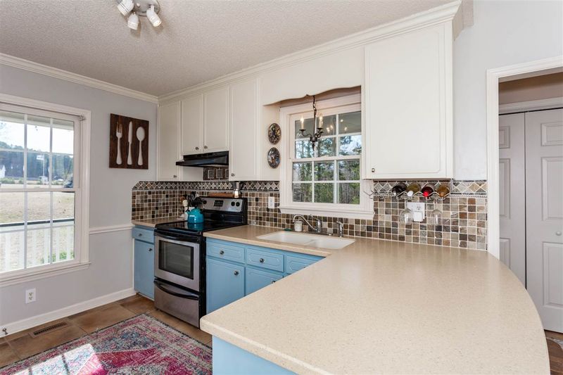 109 Kay Cir, Clayton, NC 27520