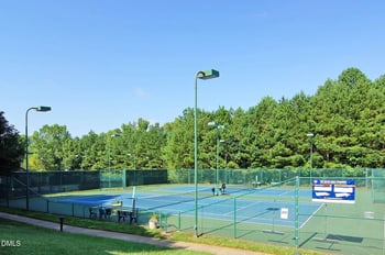 109 Kenmont Dr, Holly Springs, NC 27540