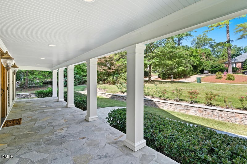 109 Kinnaird Ln, Cary, NC 27511