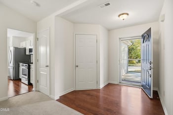 109 Kinship Ln, Apex, NC 27502