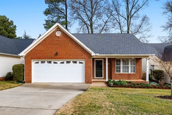 109 Kudrow Ln, Morrisville, NC 27560