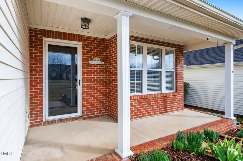 109 Kudrow Ln, Morrisville, NC 27560