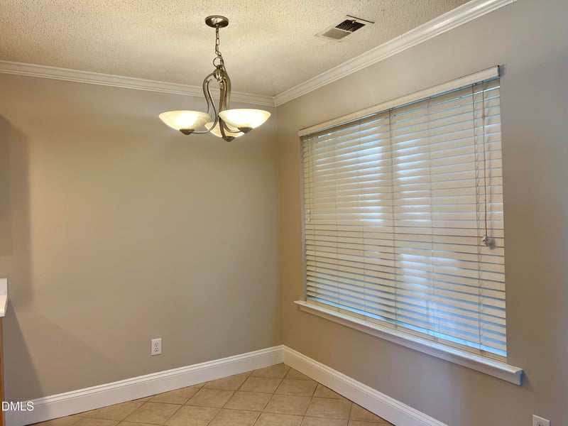 109 Lacombe Ct, Holly Springs, NC 27540