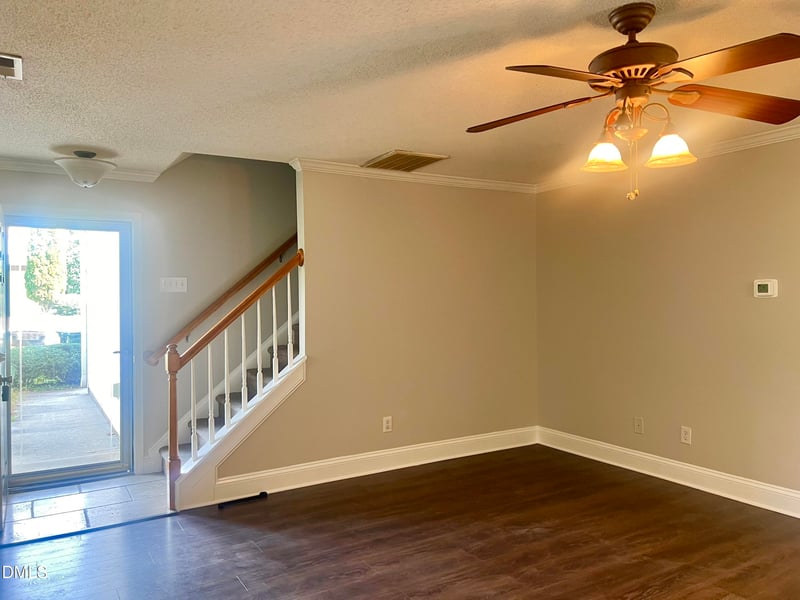109 Lacombe Ct, Holly Springs, NC 27540