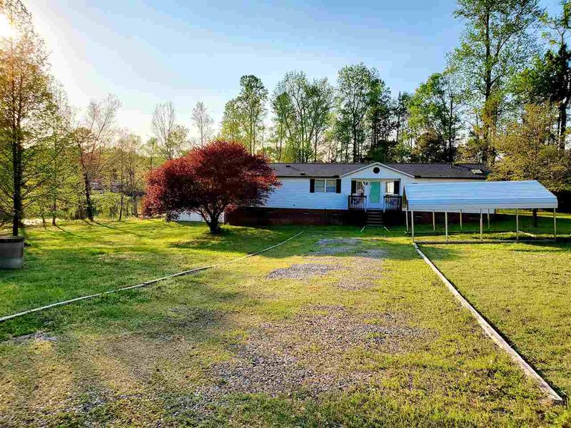 109 Lakeview Dr, Youngsville, NC 27596