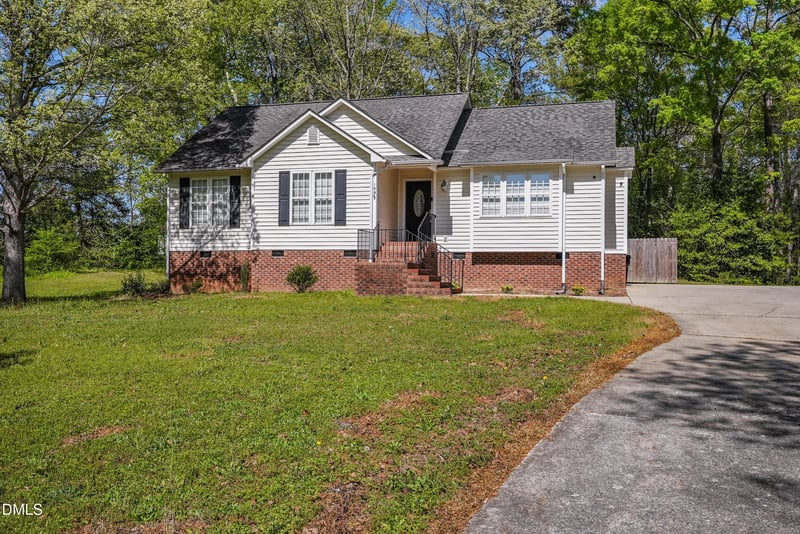 109 Laura Ln, Garner, NC 27529