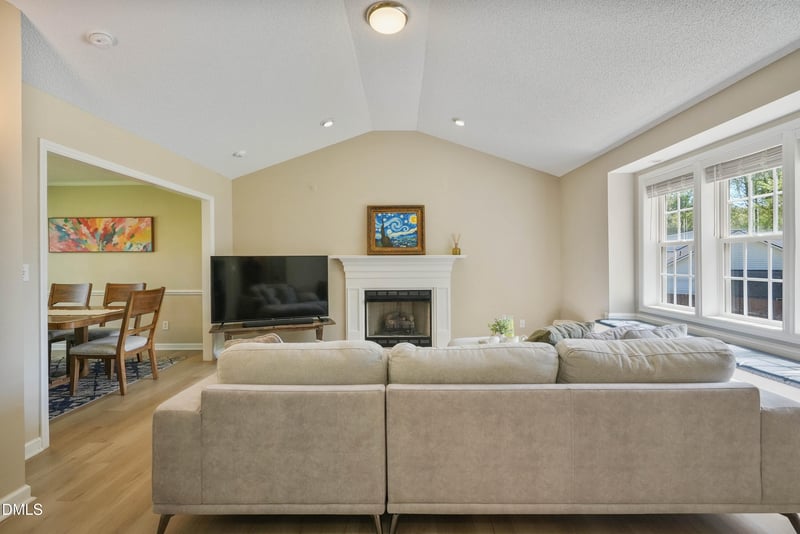 109 Laura Ln, Garner, NC 27529