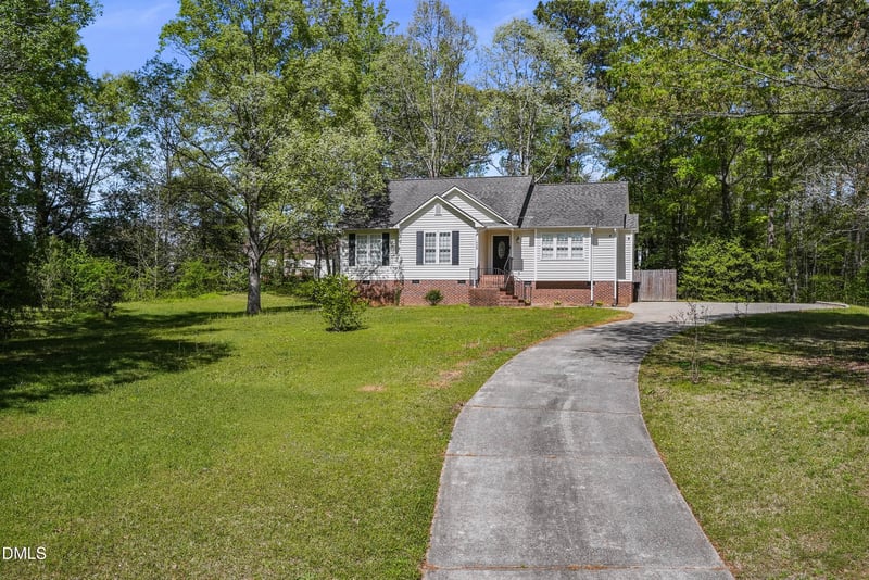 109 Laura Ln, Garner, NC 27529
