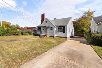 109 Lincoln Ct, Raleigh, NC 27610