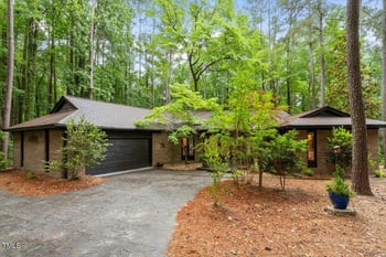 109 Loch Haven Ln, Cary, NC 27518