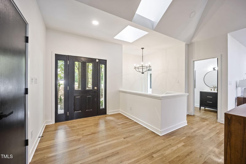 109 Lochview Dr, Cary, NC 27518