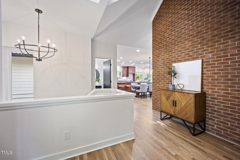 109 Lochview Dr, Cary, NC 27518