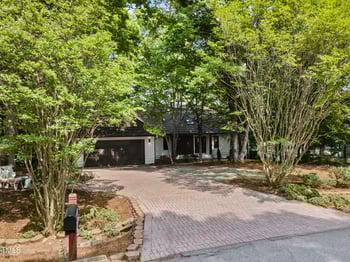 109 Lochview Dr, Cary, NC 27518