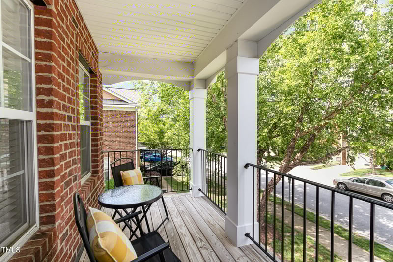 109 Longchamp Ln, Cary, NC 27519