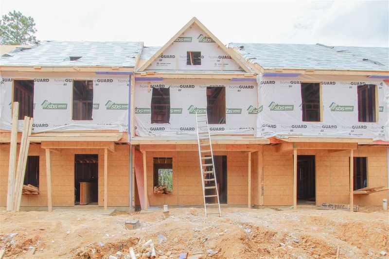 109 Longleaf Pine St, Clayton, NC 27527