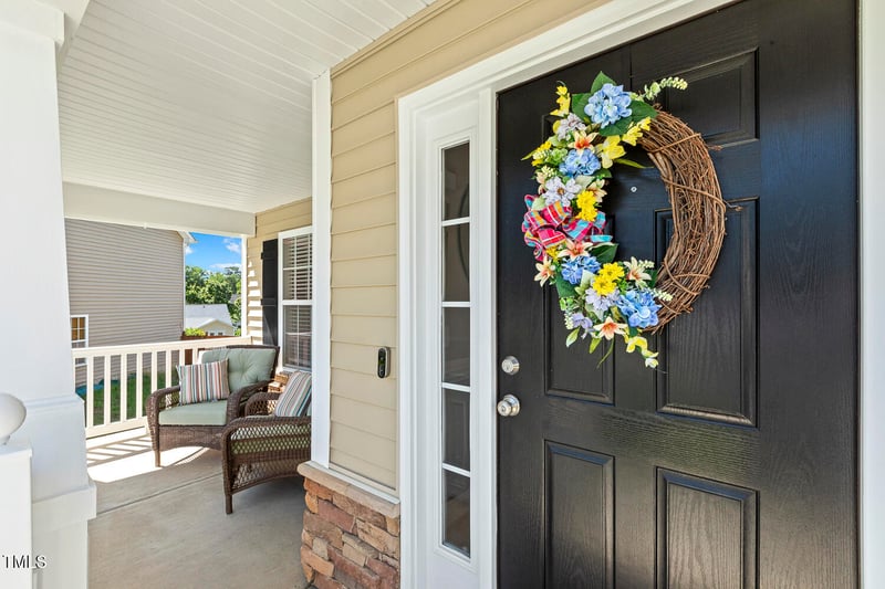 109 Lyngrove St, Holly Springs, NC 27540