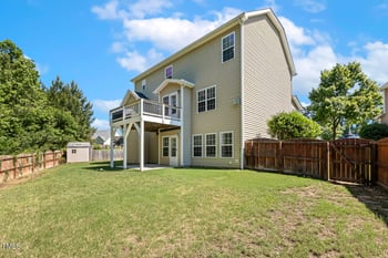 109 Lyngrove St, Holly Springs, NC 27540