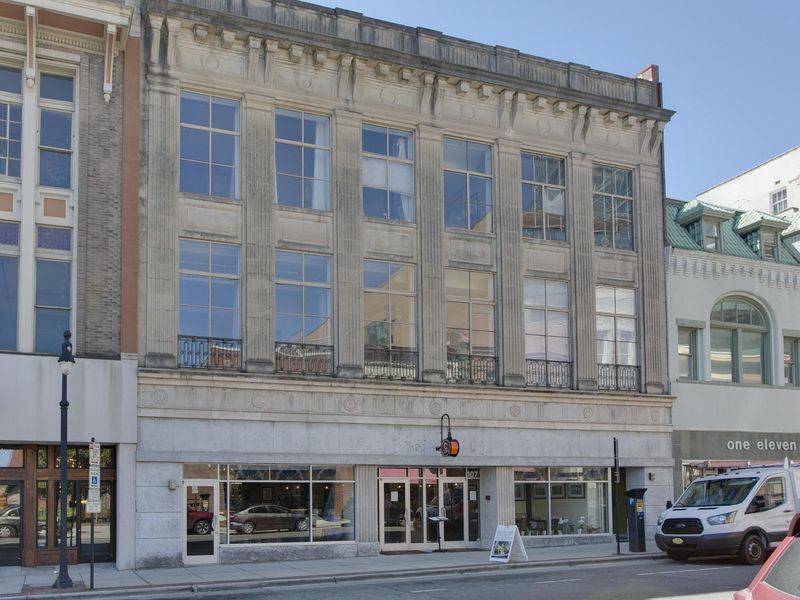 109 W Main St #303, Durham, NC 27701